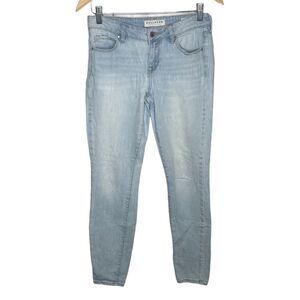 Bullhead Low Rise Skinniest Jeans size 26